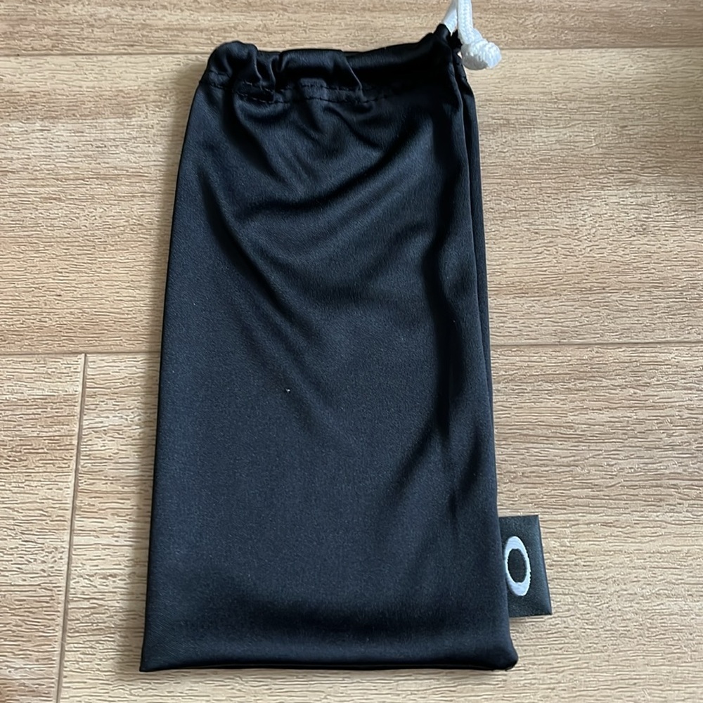 Oakley Radar Array Soft Vault Case - image 6